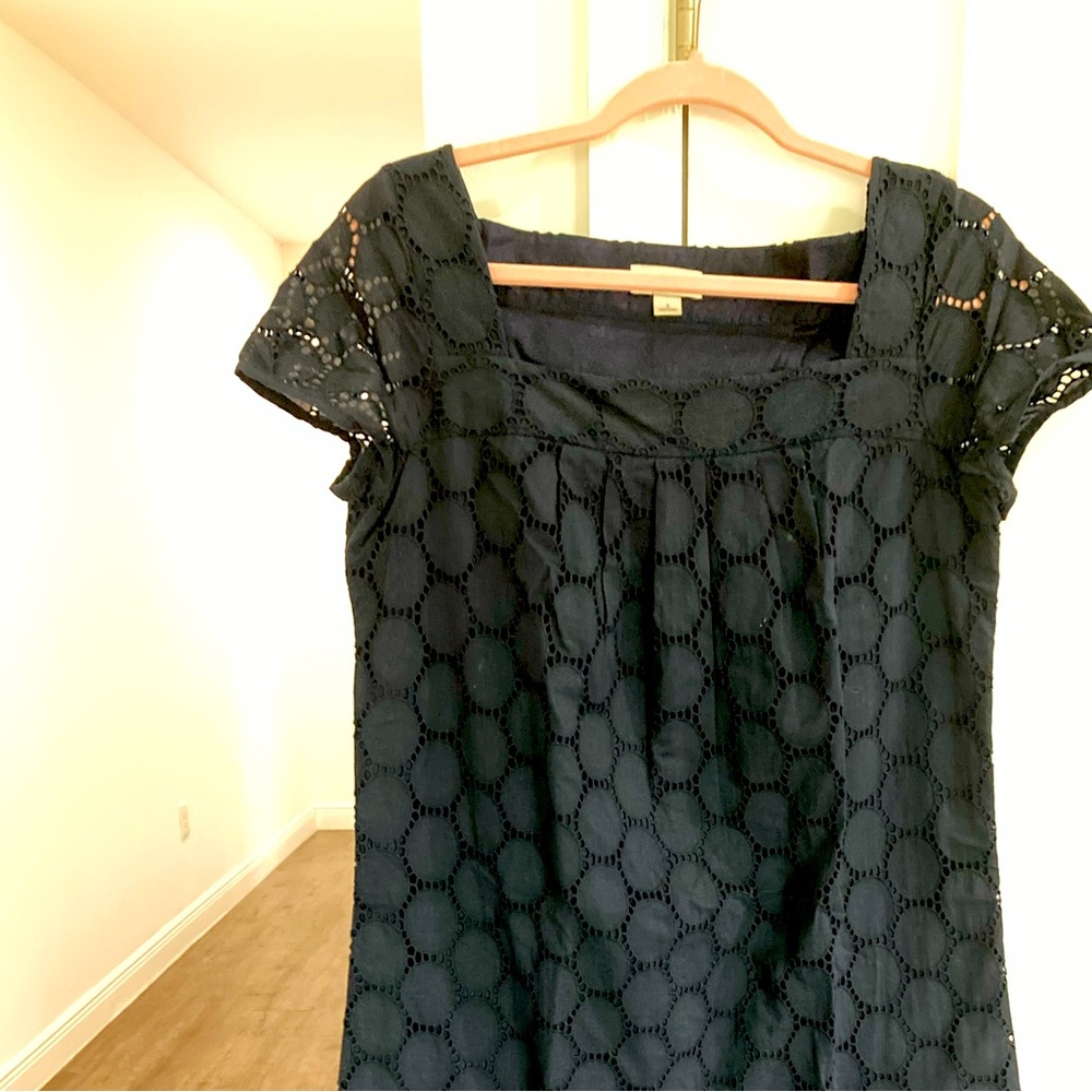 Navy blue Ann Taylor size 6 mini
